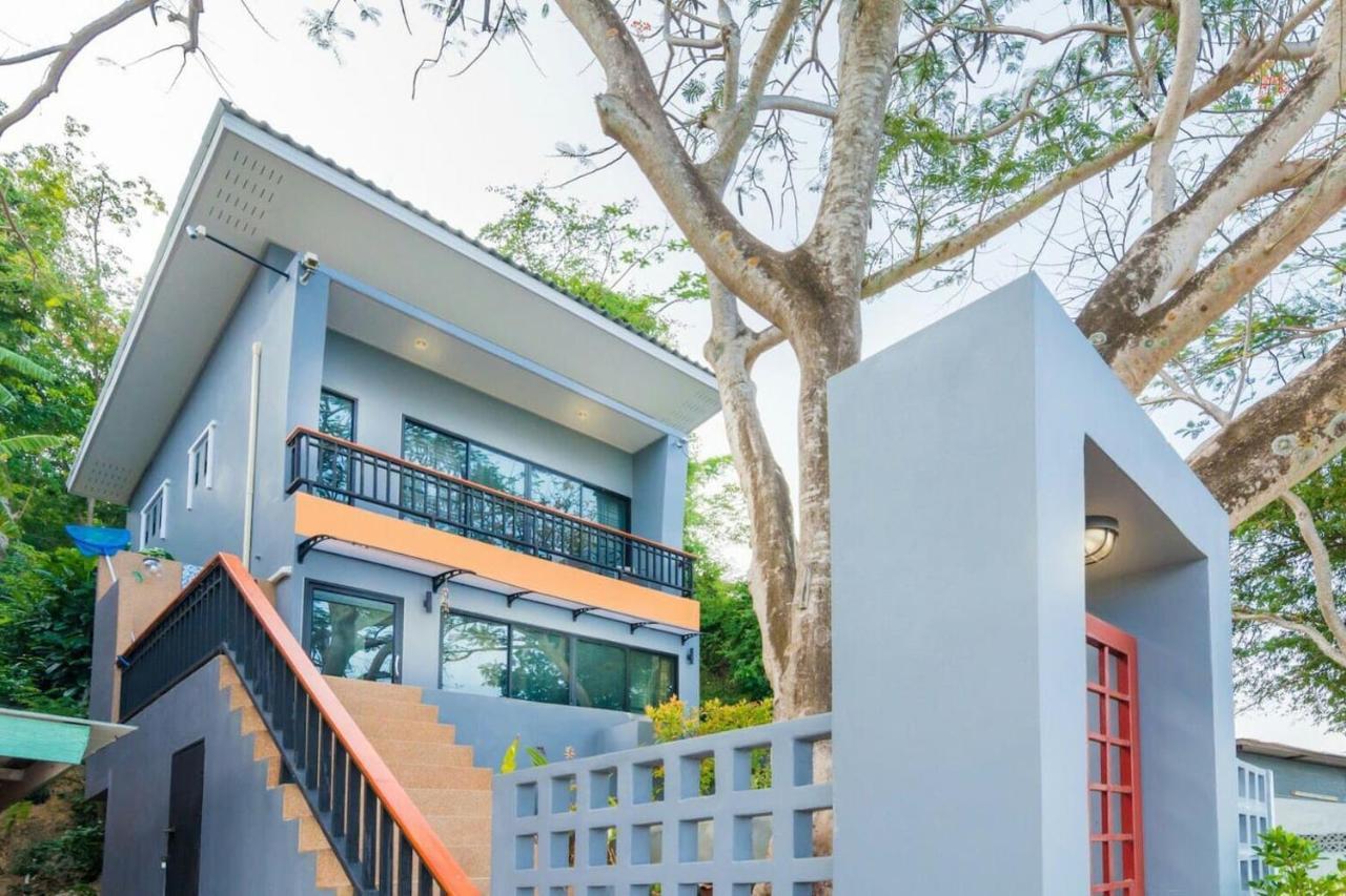Koh Sirey Beachfront Pool Villa 푸껫 외부 사진