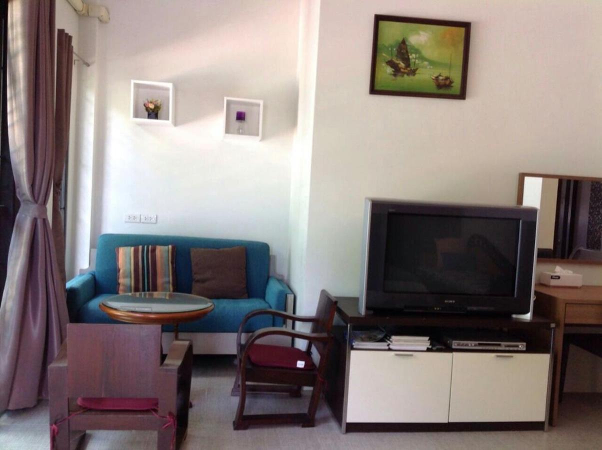 Koh Sirey Beachfront Pool Villa 푸껫 외부 사진